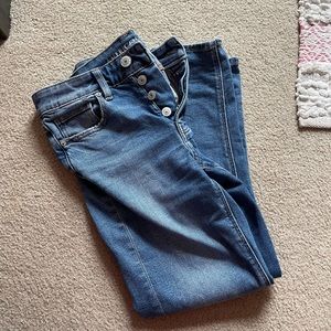 AE tomgirl jeans